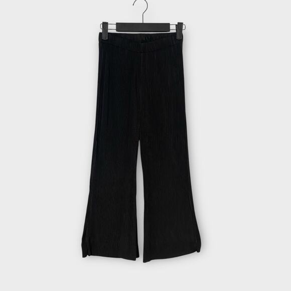 ASOS Women's Plisse Culotte Trousers Black Petite US 2 UK 6 NWOT - Picture 1 of 6